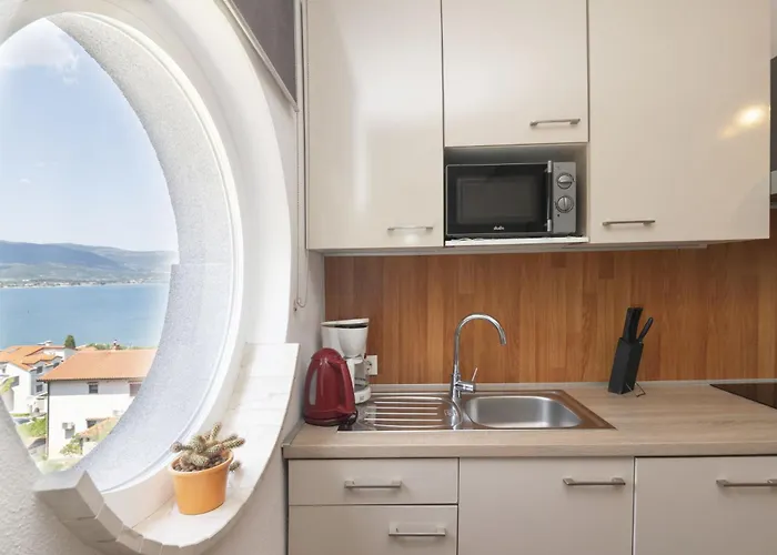 Anda-3 By Interhome Daire Trogir