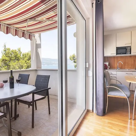 Apartment Apartment Anda-3 By Interhome