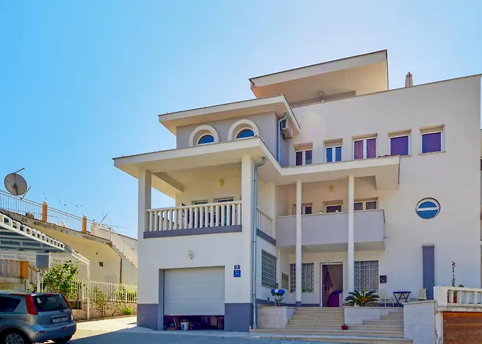 Appartement Anda-3 By Interhome Trogir