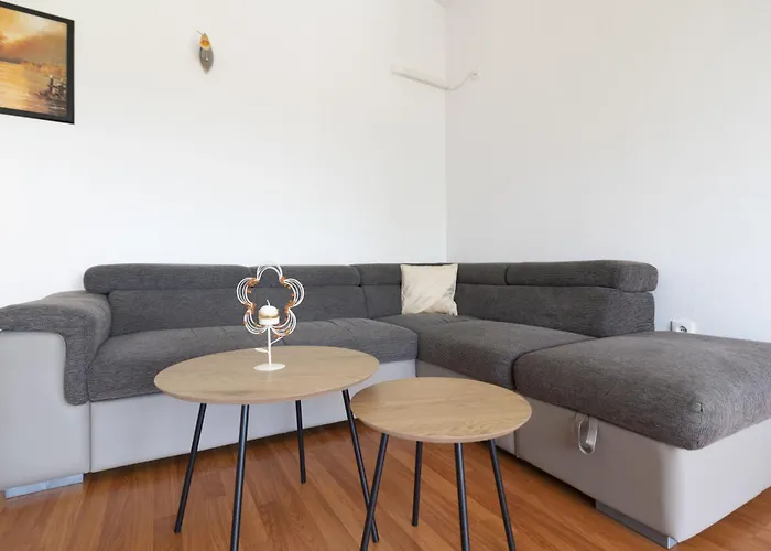 Appartement Anda-3 By Interhome Trogir